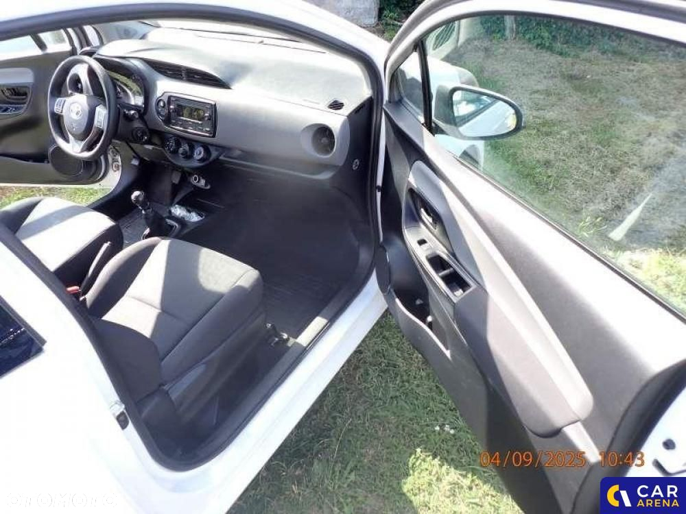 Toyota Yaris 1.5 Active - 16