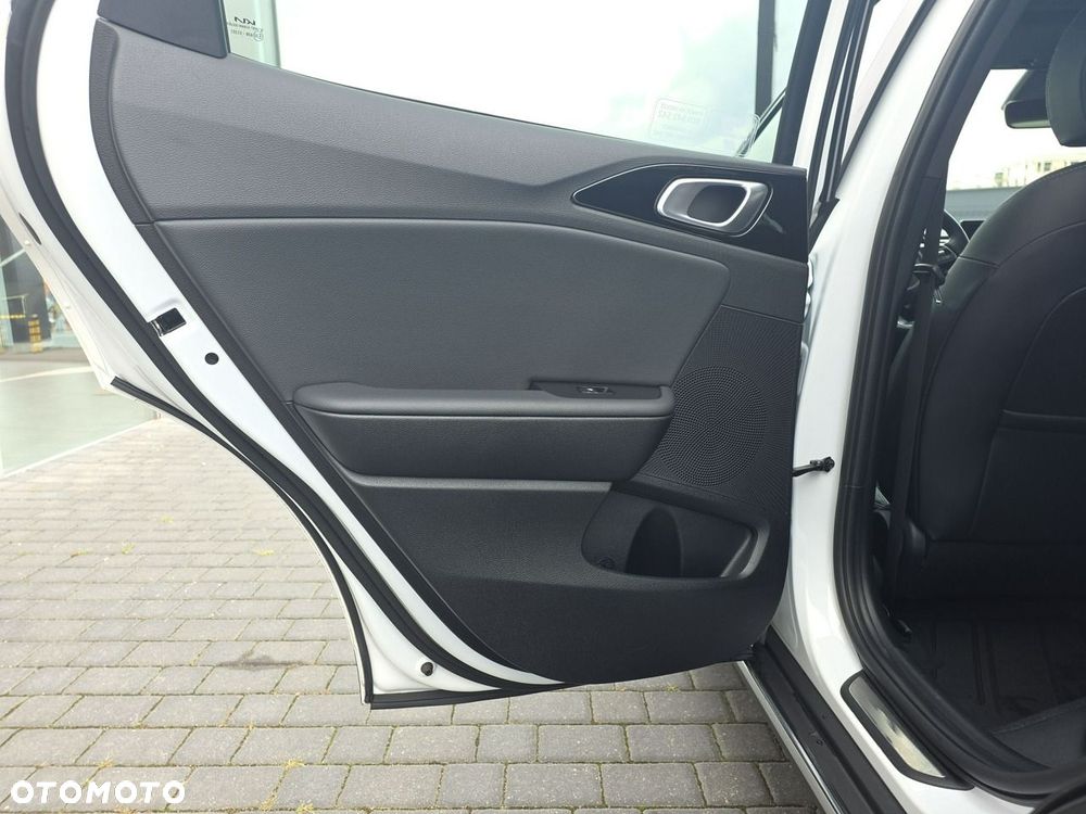 Kia XCeed 1.6 T-GDI Tribute DCT - 14