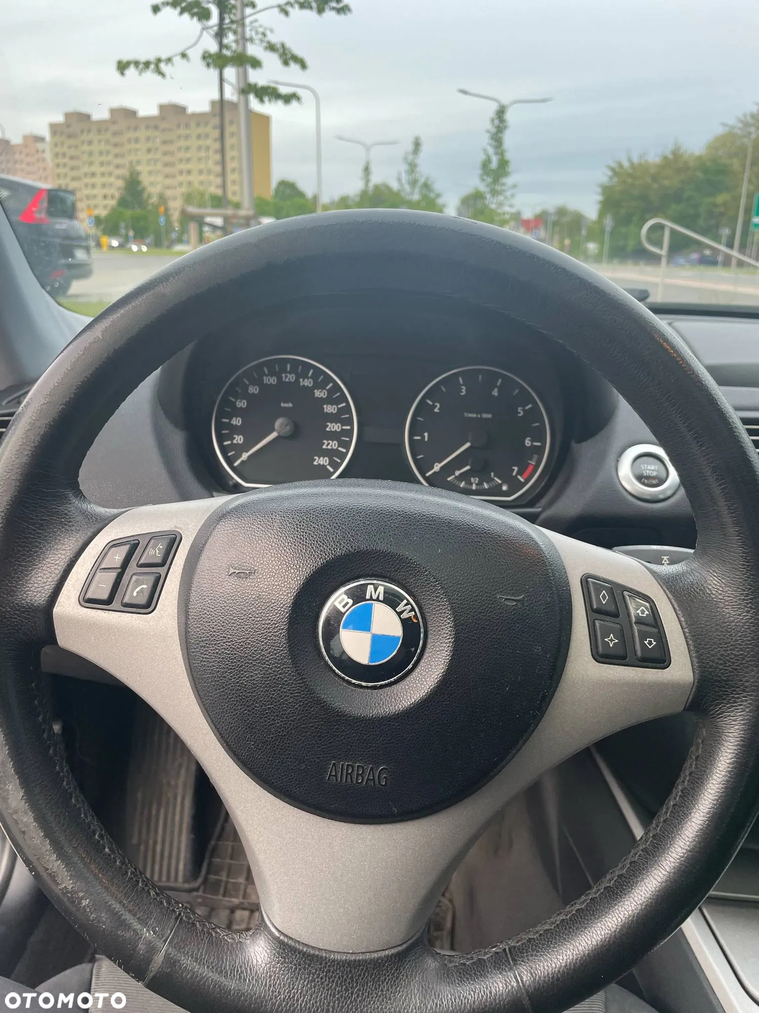 BMW Seria 1 116i - 8