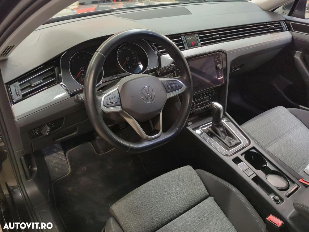 Volkswagen Passat 1.5 TSI ACT DSG Comfortline - 4