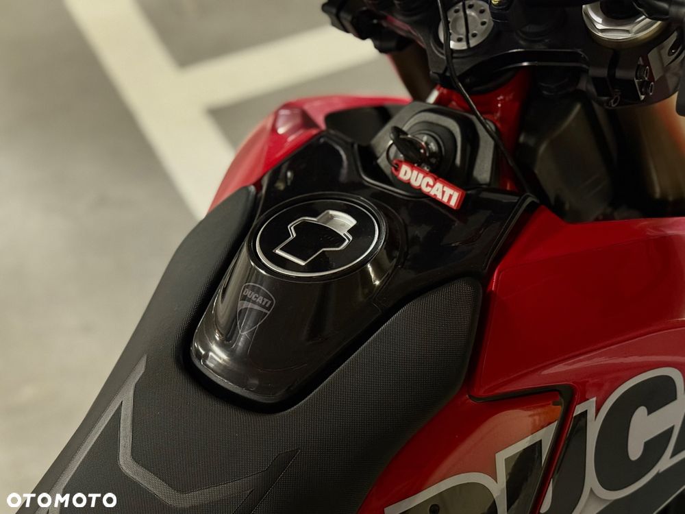 Ducati Hypermotard - 10