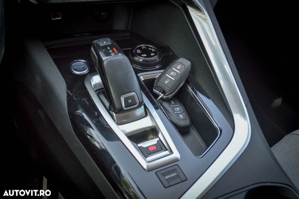 Peugeot 3008 BlueHDi 130 Stop & Start EAT8 Allure Business-Paket - 35