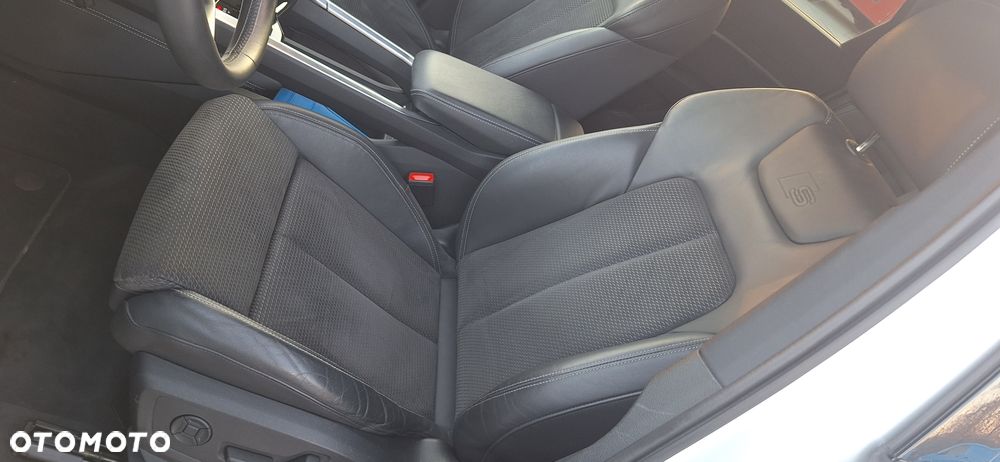 Audi e-tron 55 Quattro S Line - 9