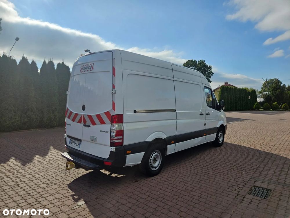 Mercedes-Benz SPRINTER - 5
