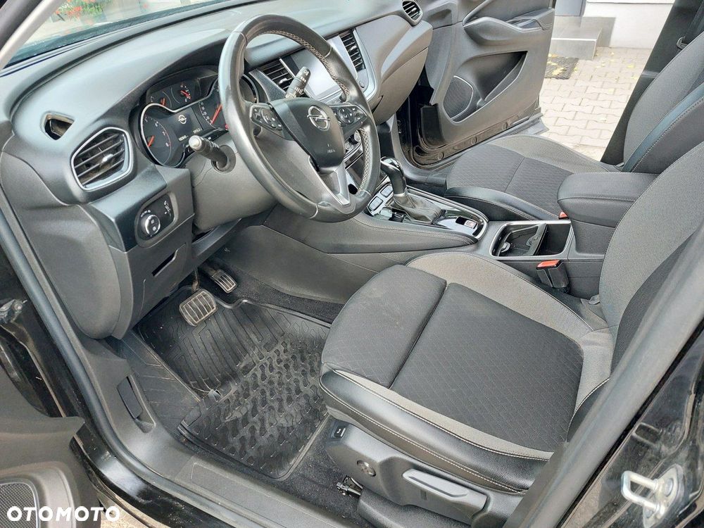 Opel Grandland X - 10