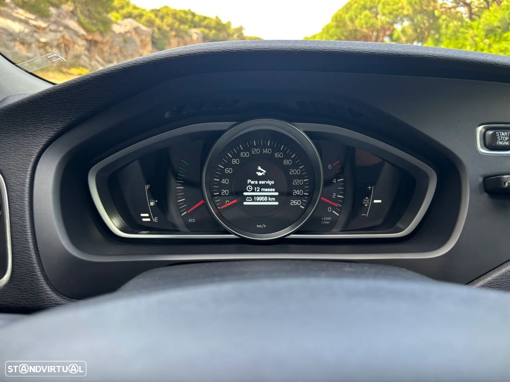 Volvo V40 1.6 D2 Kinetic Eco - 17