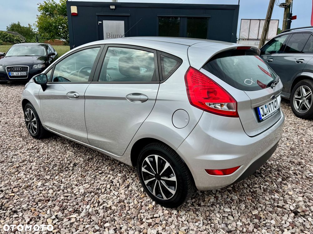 Ford Fiesta - 8