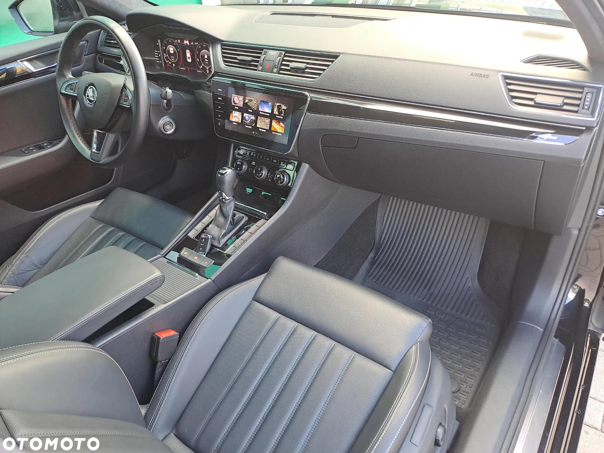 Skoda Superb 2.0 TSI 4x4 L&K DSG - 10