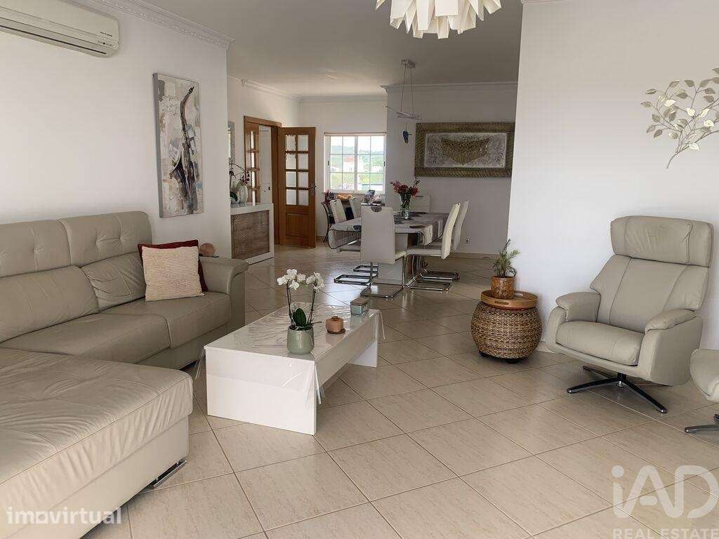 Casa / Villa T4 em Luz de Tavira e Santo Estêvão de 197,9 m2 - Grande imagem: 4/21