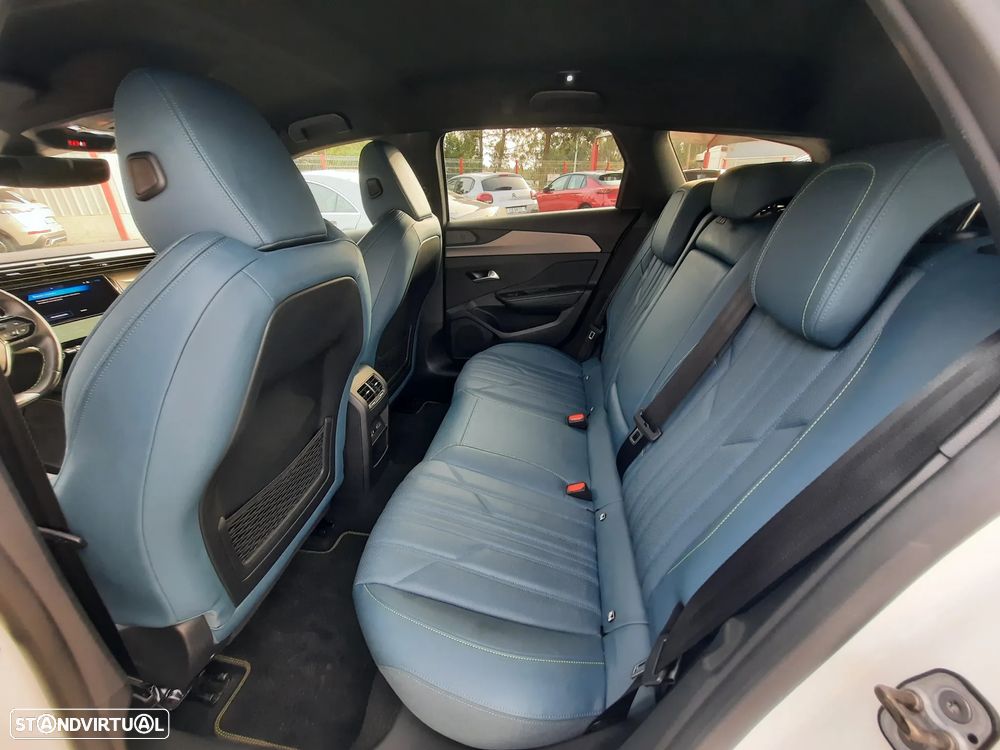 Peugeot 308 SW 1.6 Hybrid GT Pack e-EAT8 - 31