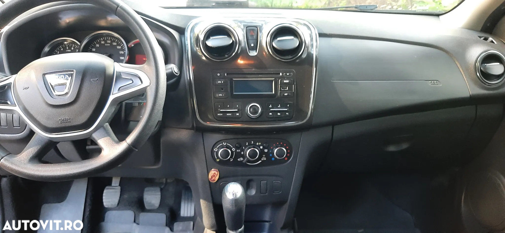 Dacia Sandero - 5