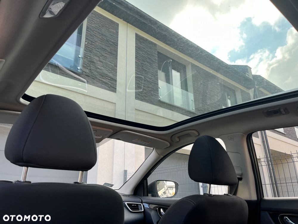 Nissan Qashqai 1.2 DIG-T N-Connecta EU6 - 15