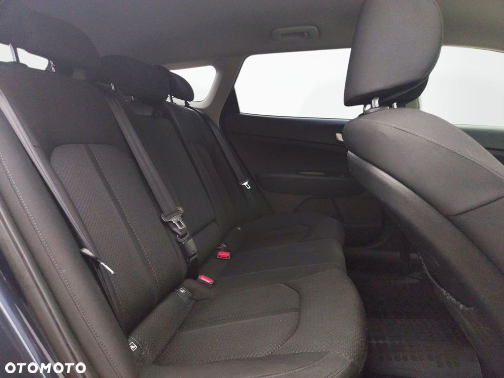 Kia Optima - 18