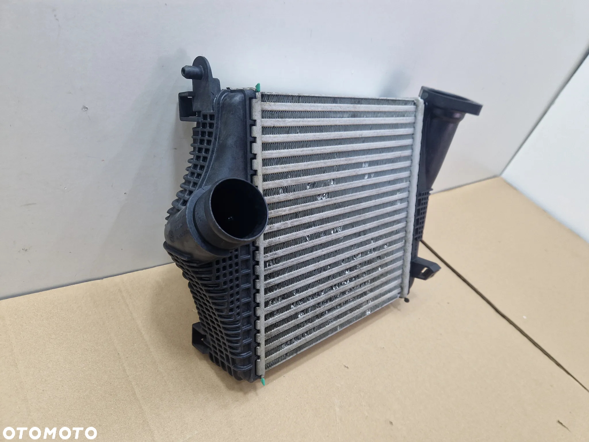 INTERCOOLER CHŁODNICA AUDI Q7 SQ7 4M PORSCHE CAYENNE - PRAWY 4M0145804AR - 3