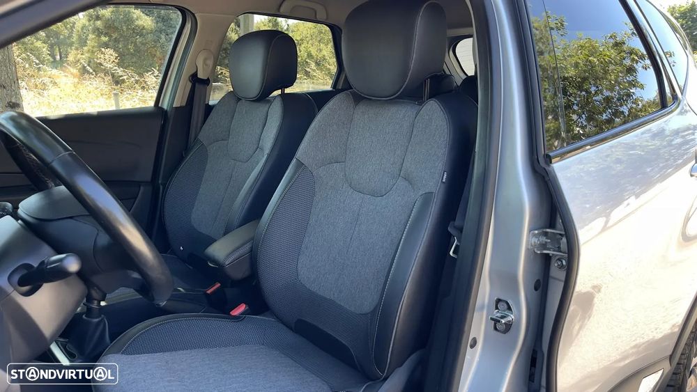Renault Captur 1.5 dCi Exclusive XMOD - 8