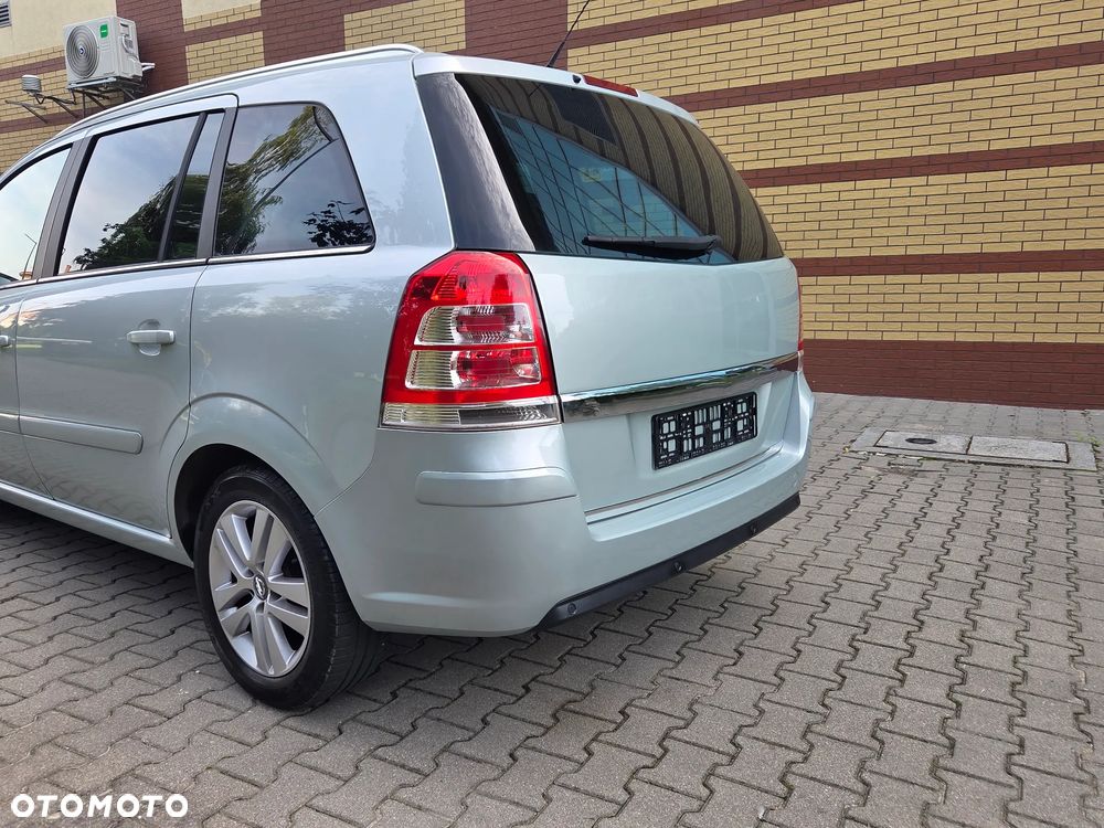 Opel Zafira 1.8 Innovation 110 Jahre - 13