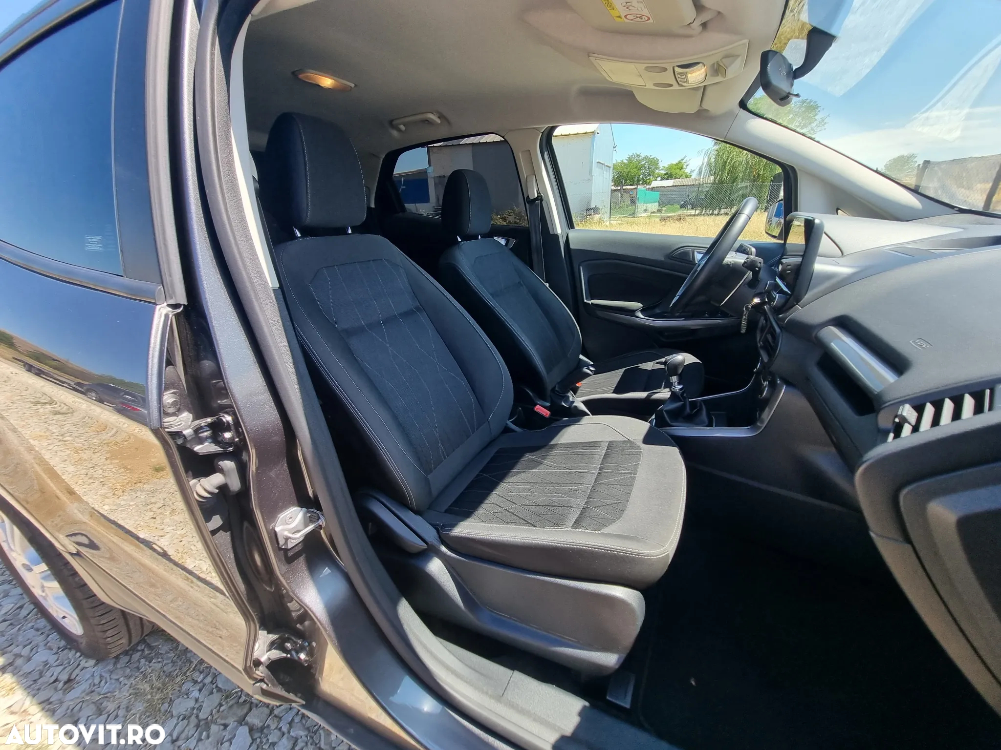 Ford EcoSport 1.0 EcoBoost Titanium - 11