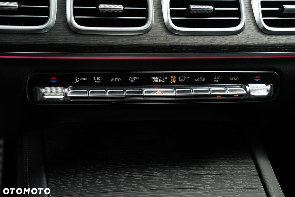 Mercedes-Benz GLE 300 d mHEV 4-Matic AMG Line - 19