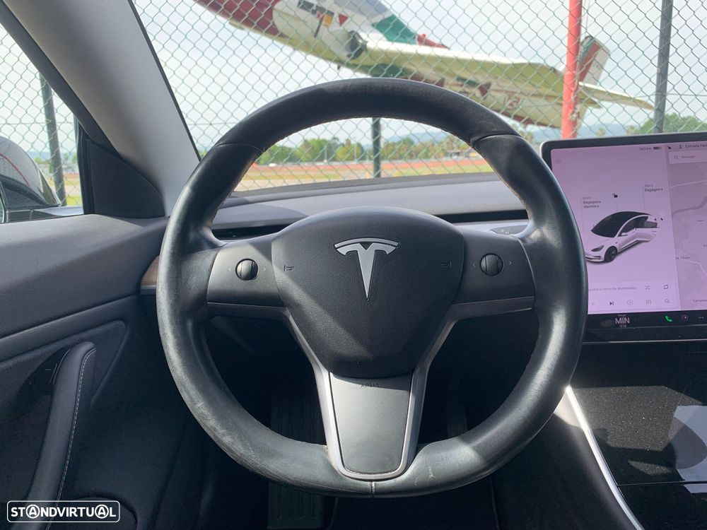 Tesla Model 3 Long Range Tração Integral - 26