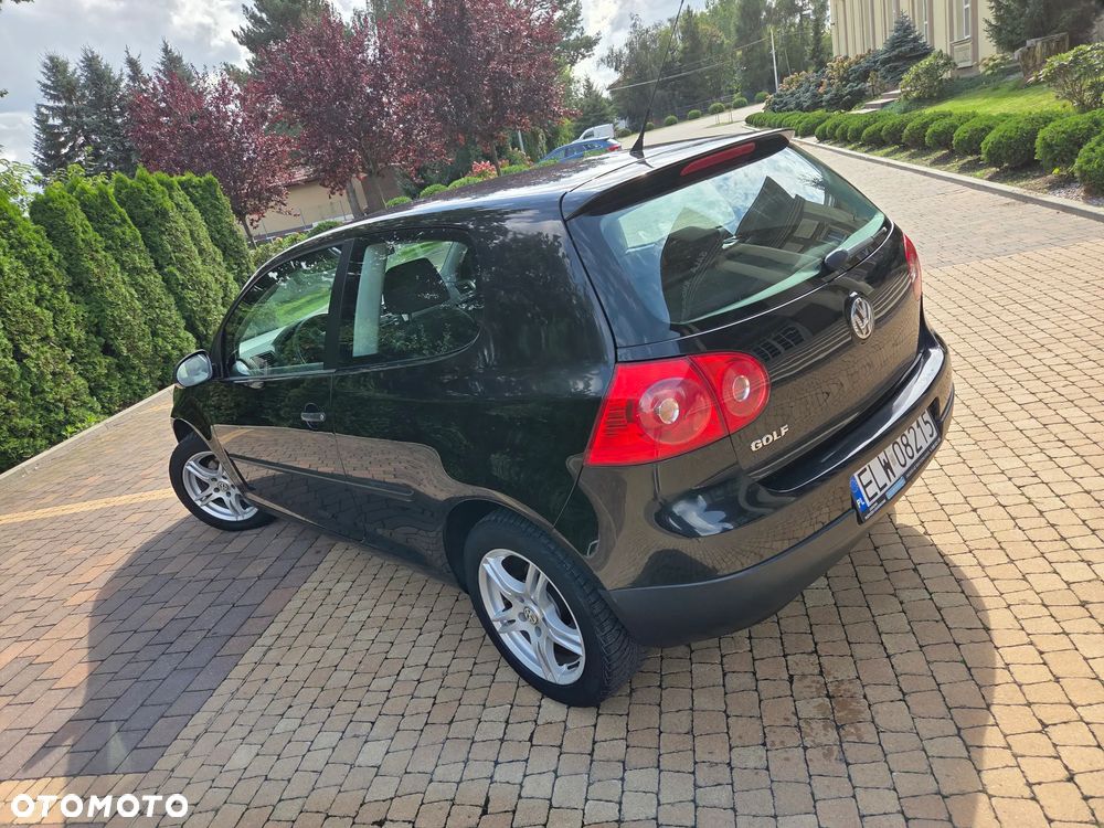 Volkswagen Golf - 4