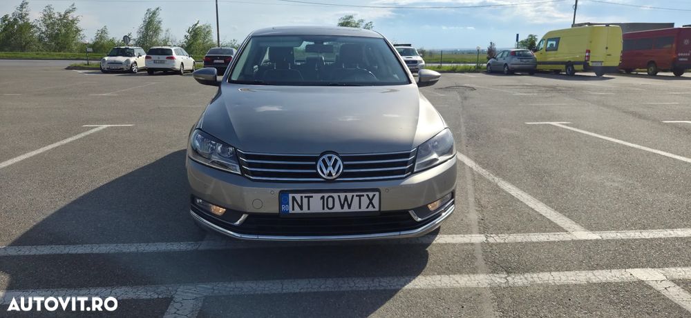Volkswagen Passat 2.0 TDI BlueMotion Tehnology DSG Comfortline - 13