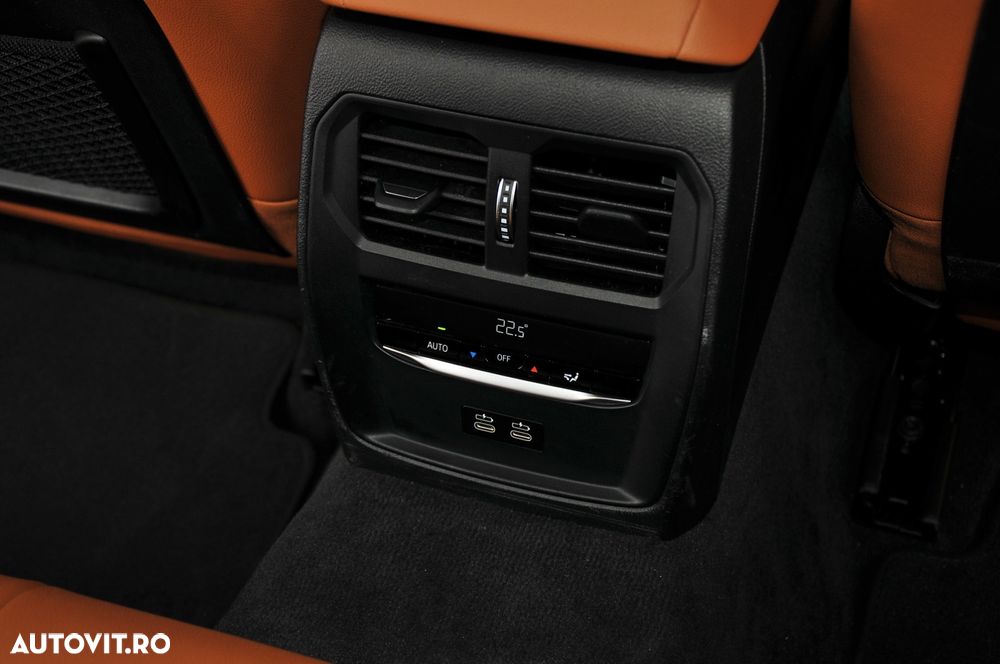 BMW Seria 3 318d AT MHEV - 19