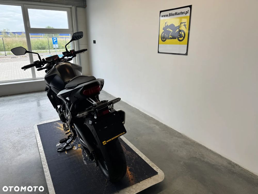 Honda CB - 7