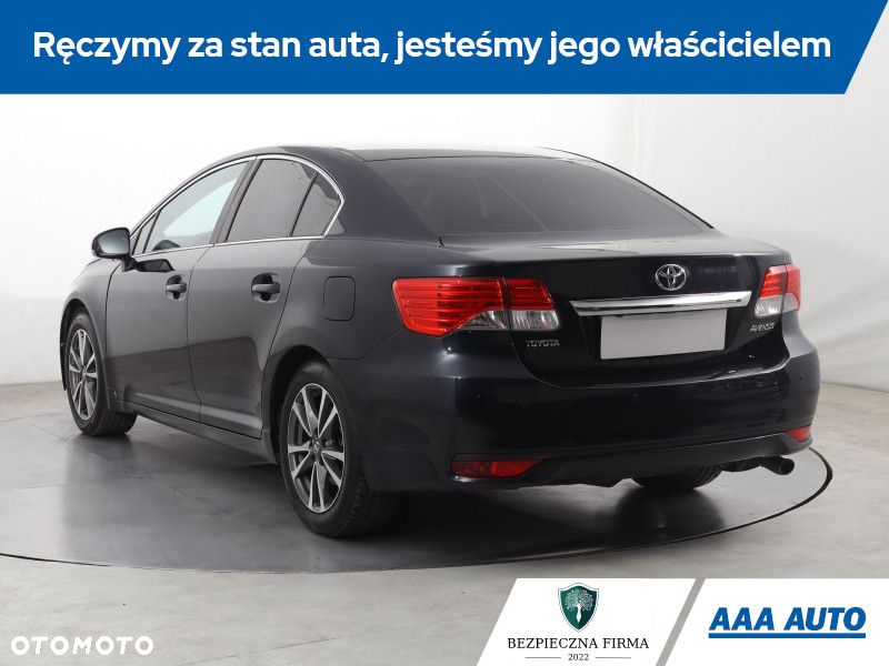 Toyota Avensis - 5