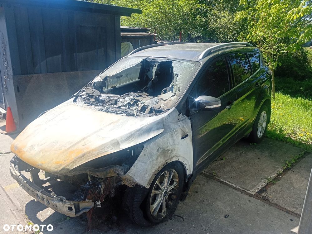 Ford Kuga 1.5 EcoBoost FWD Edition ASS GPF - 3