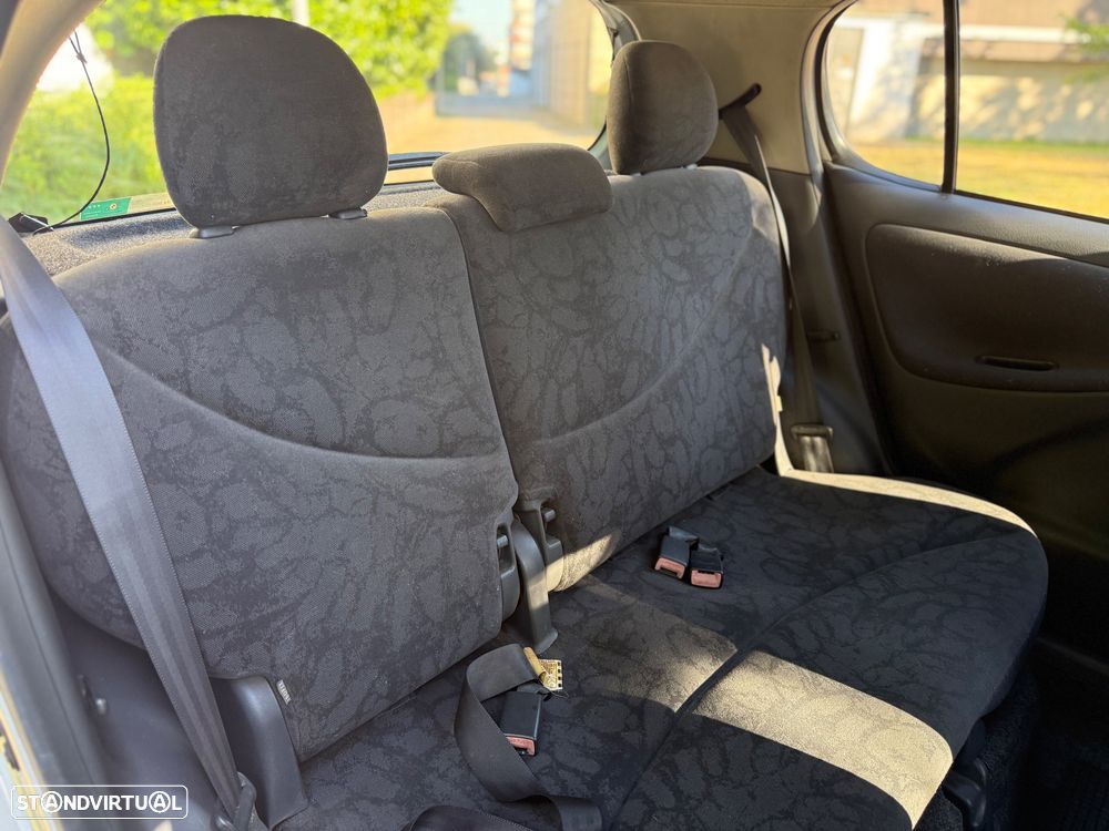 Toyota Yaris 1.0 Sol - 7