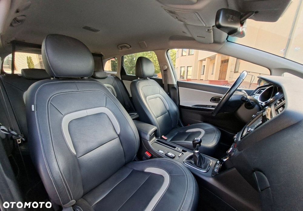 Kia Ceed - 17