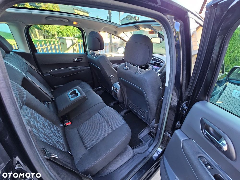 Peugeot 3008 1.6 Premium - 16