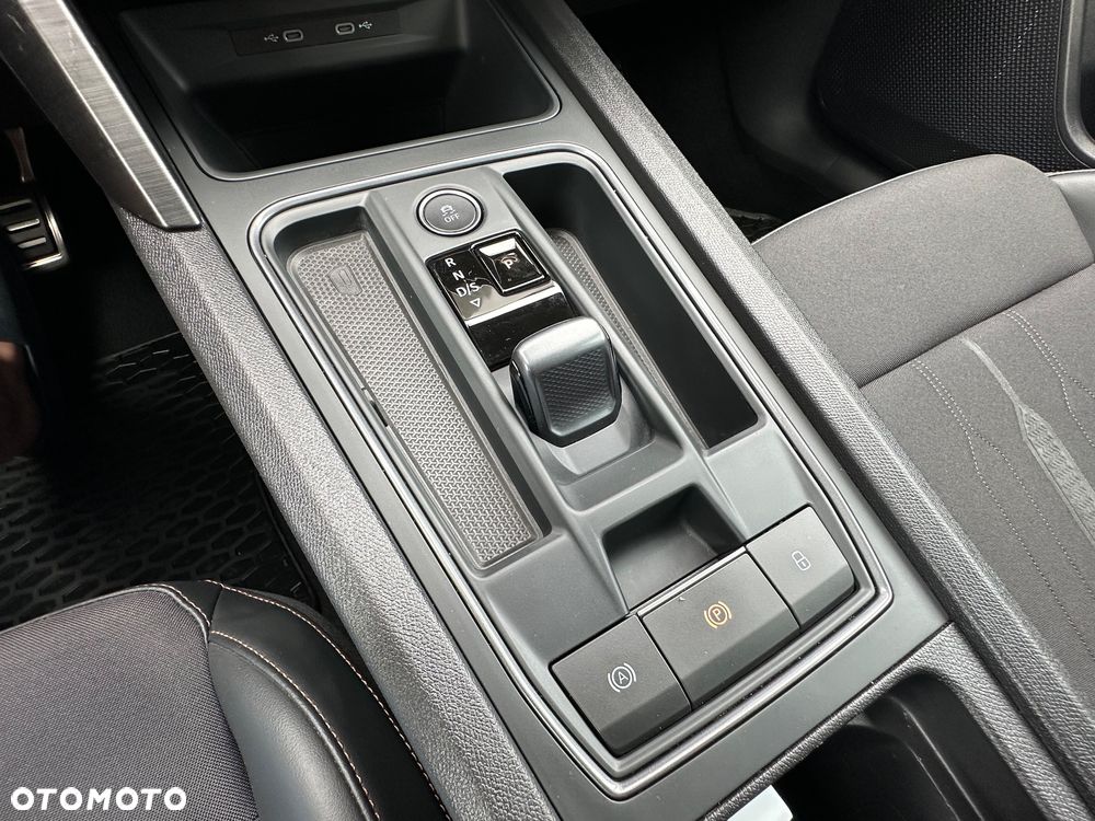 Cupra Formentor 2.0 TSI 4Drive VZ Tribe Edition DSG - 30