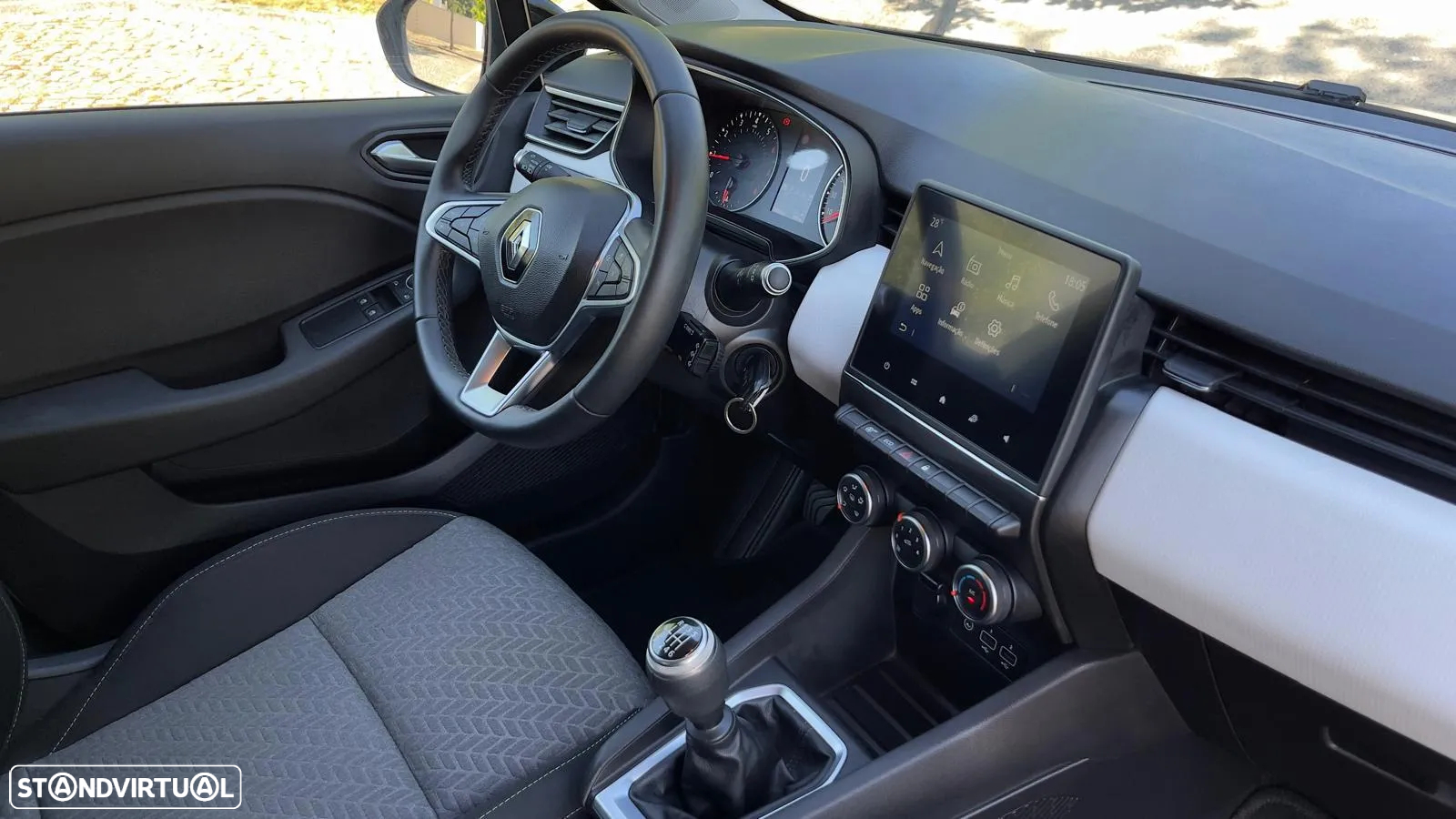 Renault Clio 1.0 TCe Limited - 15