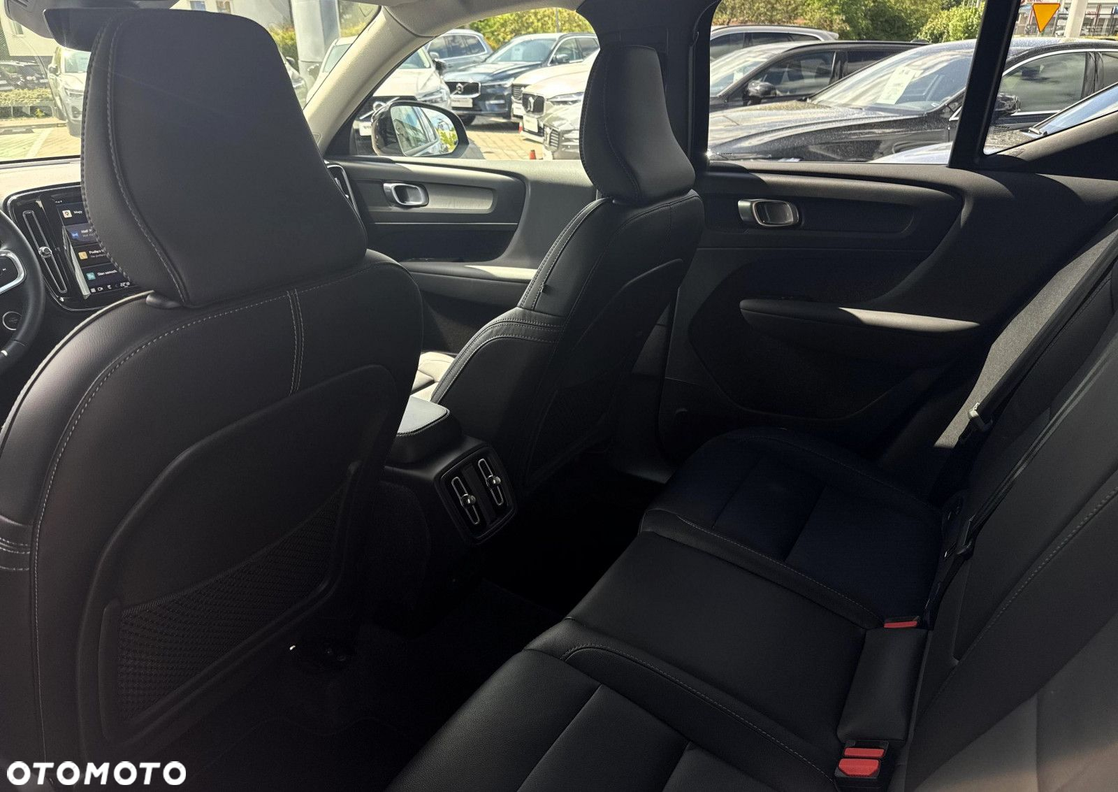 Volvo XC 40 - 31