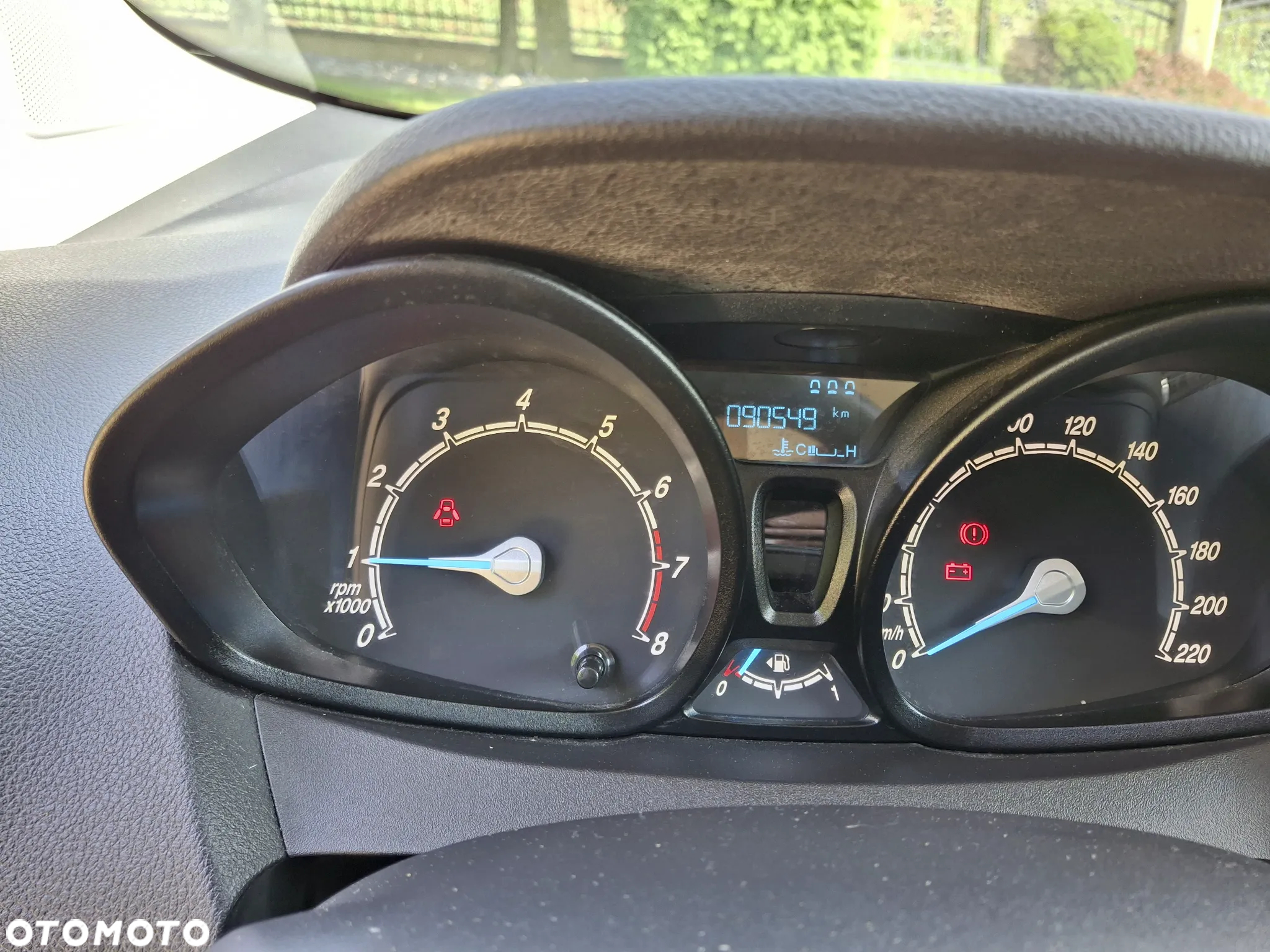 Ford Tourneo Courier 1.0 EcoBoost Ambiente - 25
