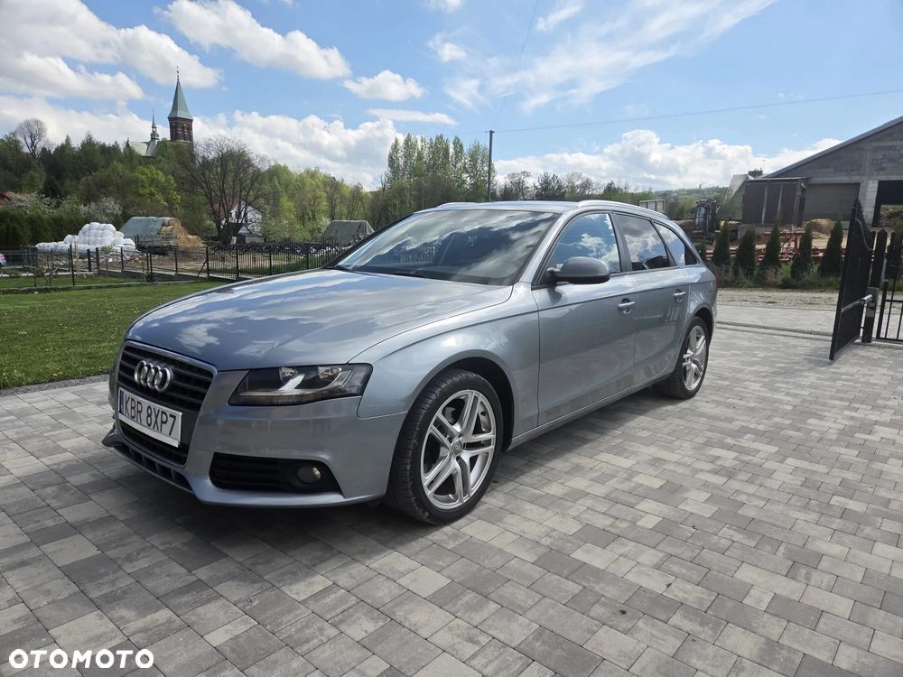 Audi A4 Avant 2.0 TDI DPF Attraction - 1
