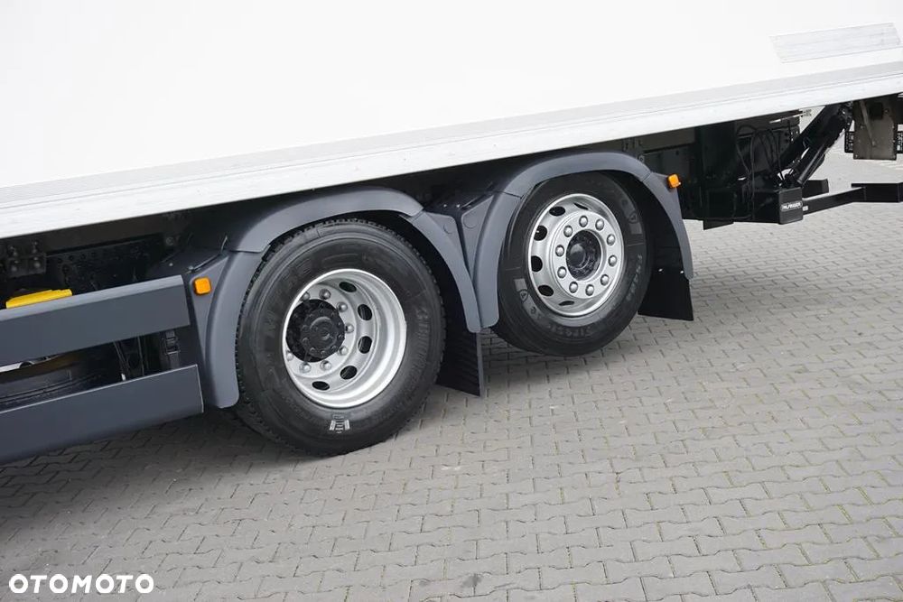 MAN TGS / 26.360 / EURO 6 / CHŁODNIA + WINDA / 20 PALET - 18