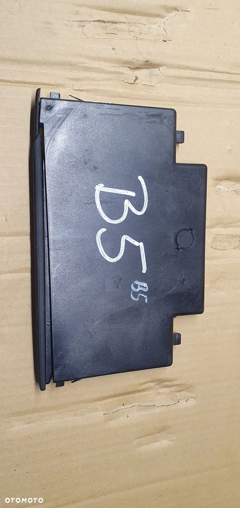 Uchwyt na kubki VW Passat B5 3B1858569 EUROPA - 1