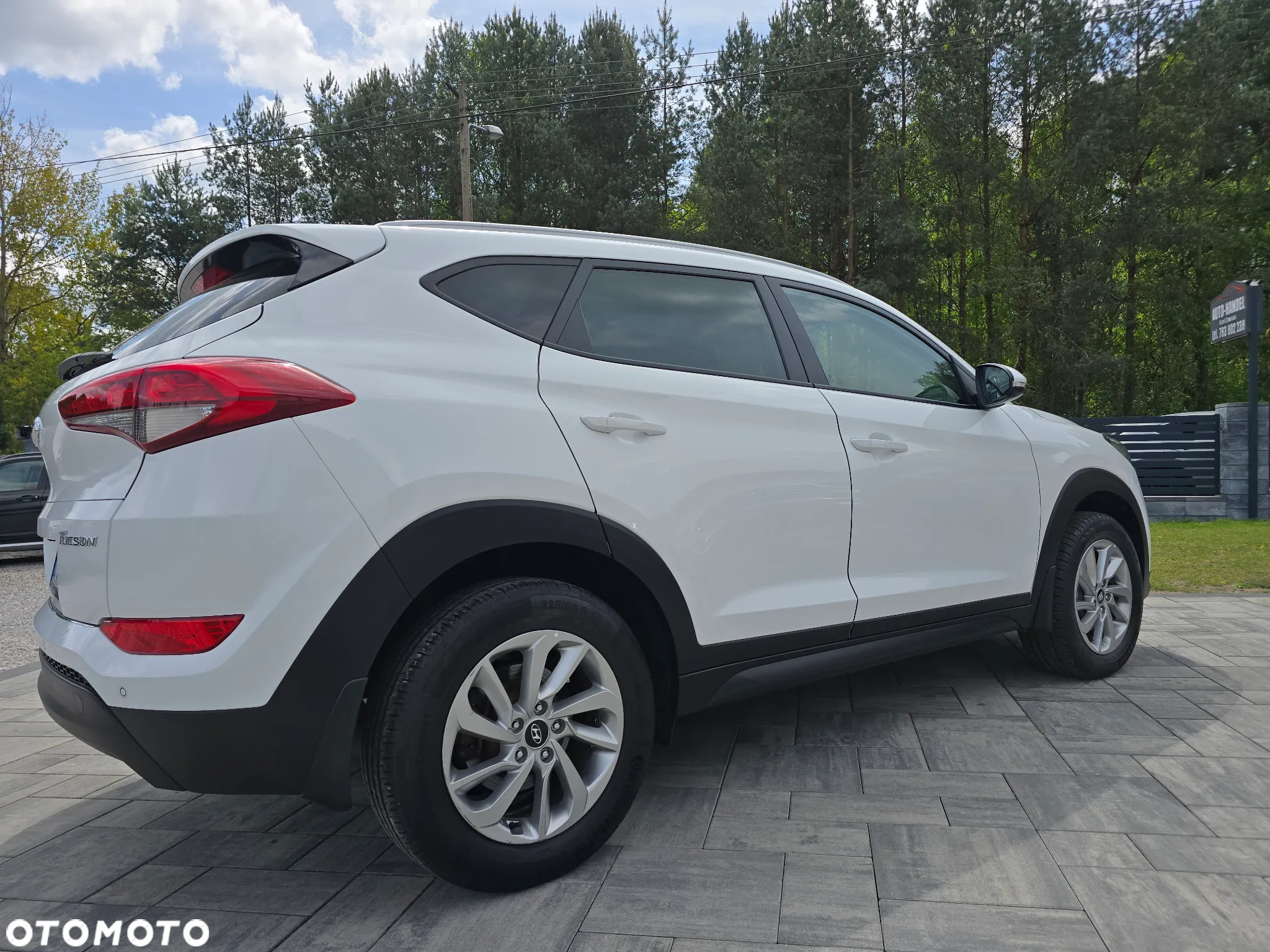 Hyundai Tucson 1.7 CRDI BlueDrive Style 2WD - 13