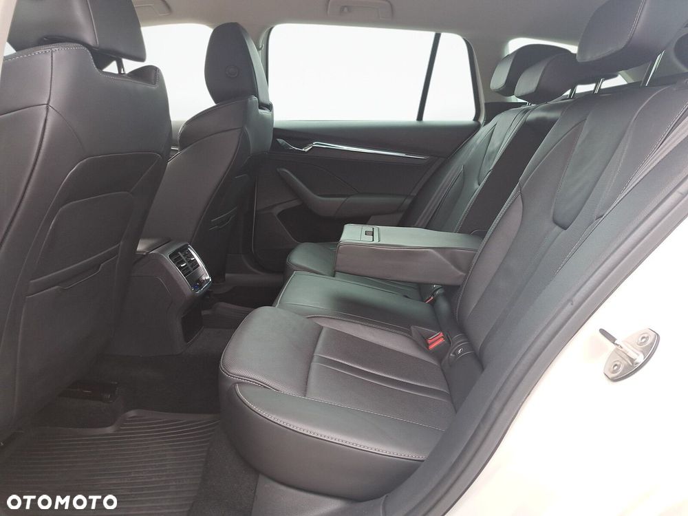 Skoda Octavia 2.0 TDI 4x4 Style DSG - 12