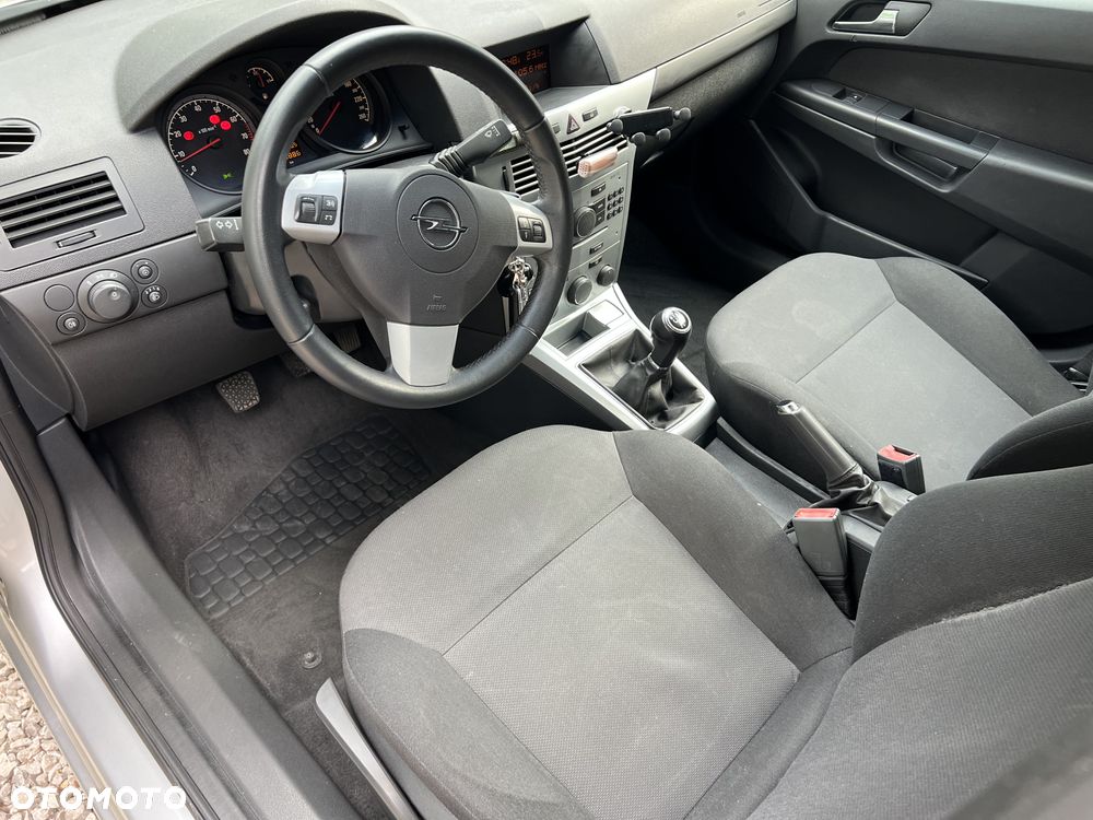 Opel Astra 1.6 - 15