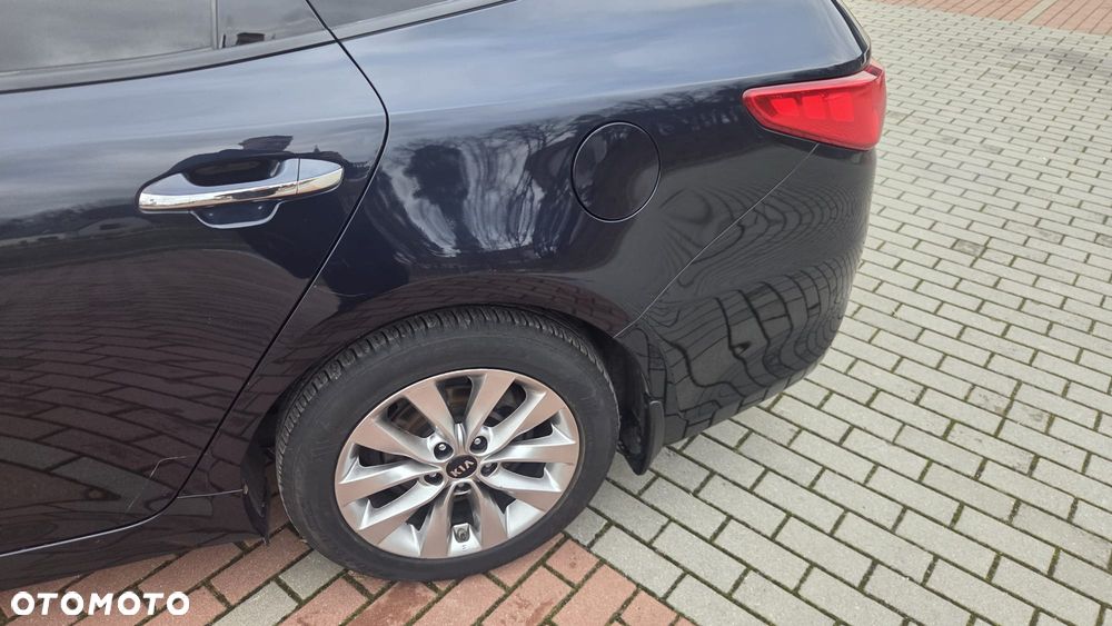 Kia Optima 1.7 CRDI GT Line DCT - 9