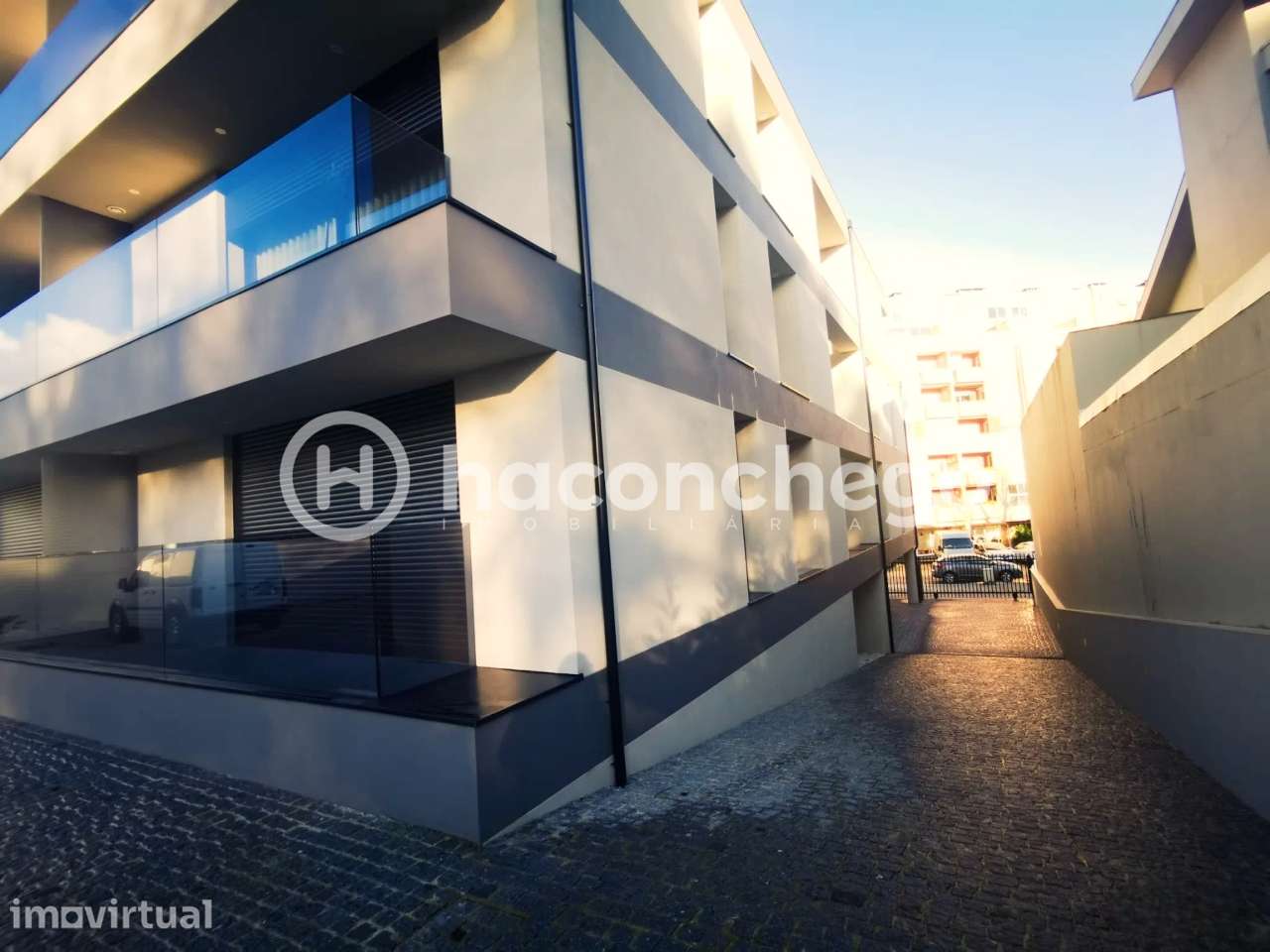 Apartamento T1 para arrendar em Barcelos com lugar de garagem - Grande imagem: 4/27