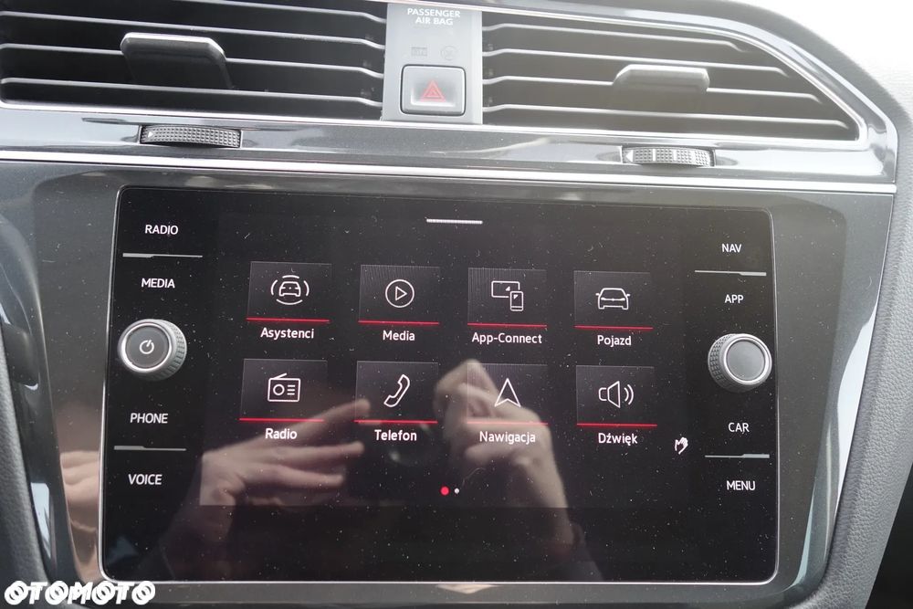 Volkswagen Tiguan 2.0 TSI 4Mot Elegance DSG - 25