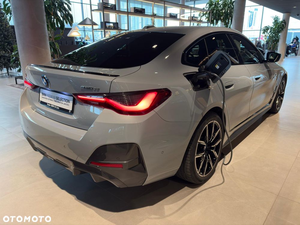 BMW i4 80.7kWh eDrive 35 M Sport - 5