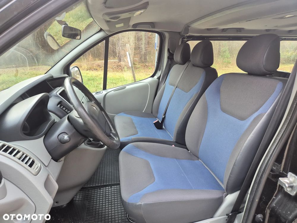 Renault Trafic Grand Passenger Expression - 16