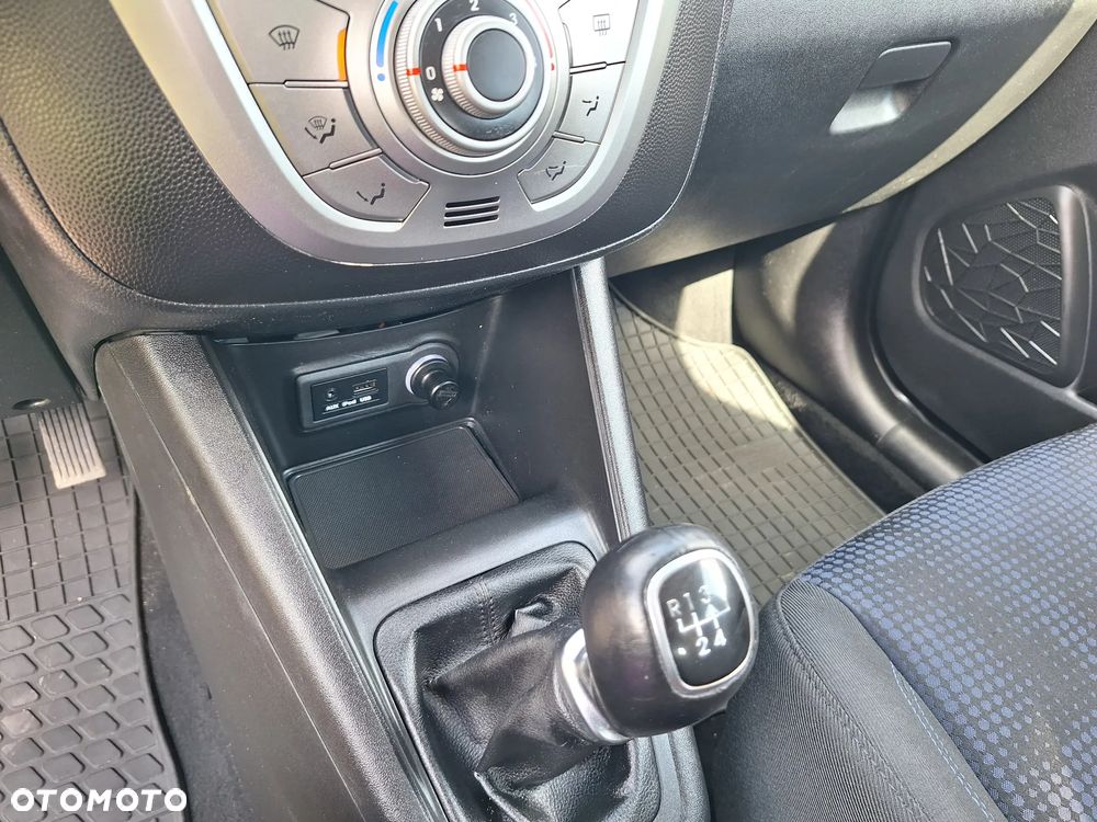 Hyundai ix20 - 16