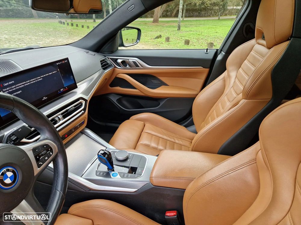 BMW i4 eDrive40 Desportiva M - 4