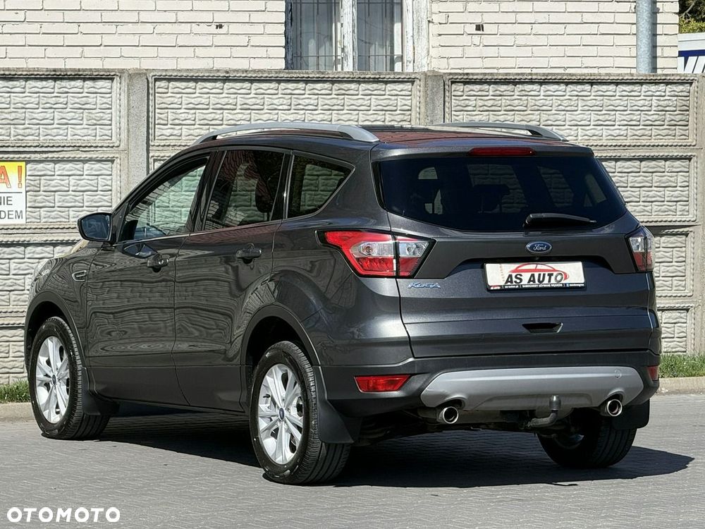 Ford Kuga - 37